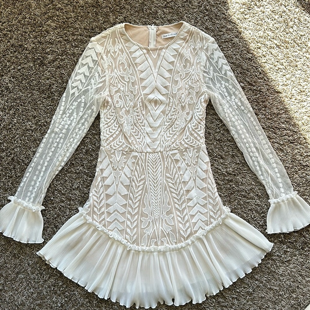 Vici Cream Ivory Lace Long-Sleeve Pleated Hem Mini Dress